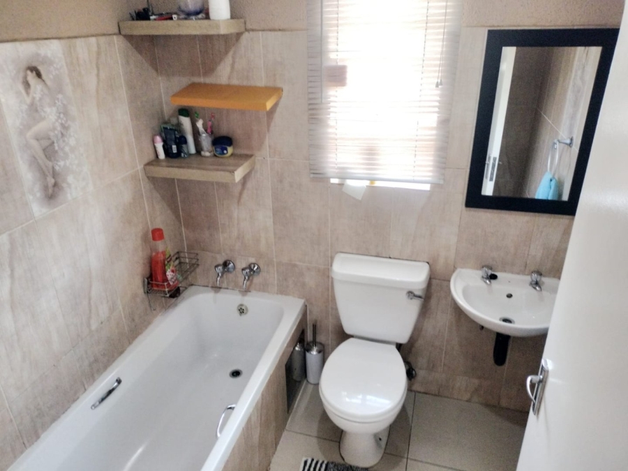3 Bedroom Property for Sale in Raceway Free State